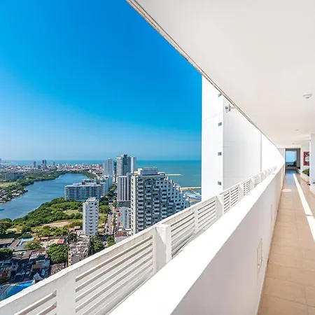 Dreams Luxury Oceanfront Wpool 2 *