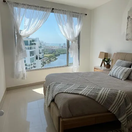 Dreams Luxury Oceanfront Wpool 2 *